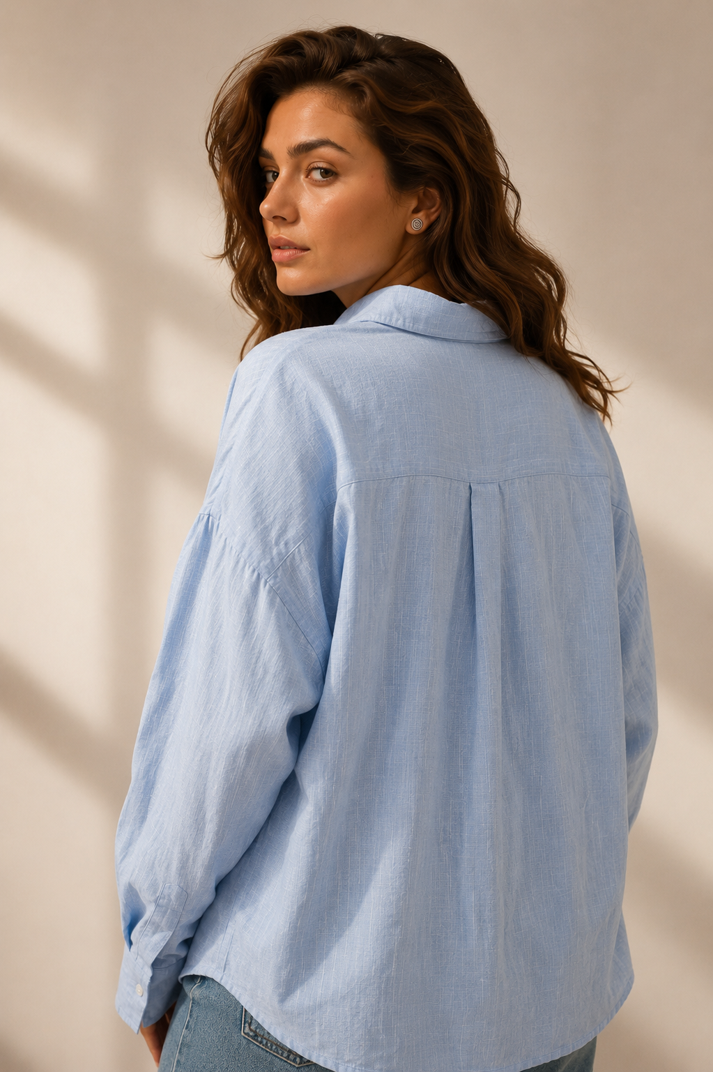 Amazing Sky Daisy Pocket Linen Shirt worn by a model. Buy the best clothes from Thirtieth .in