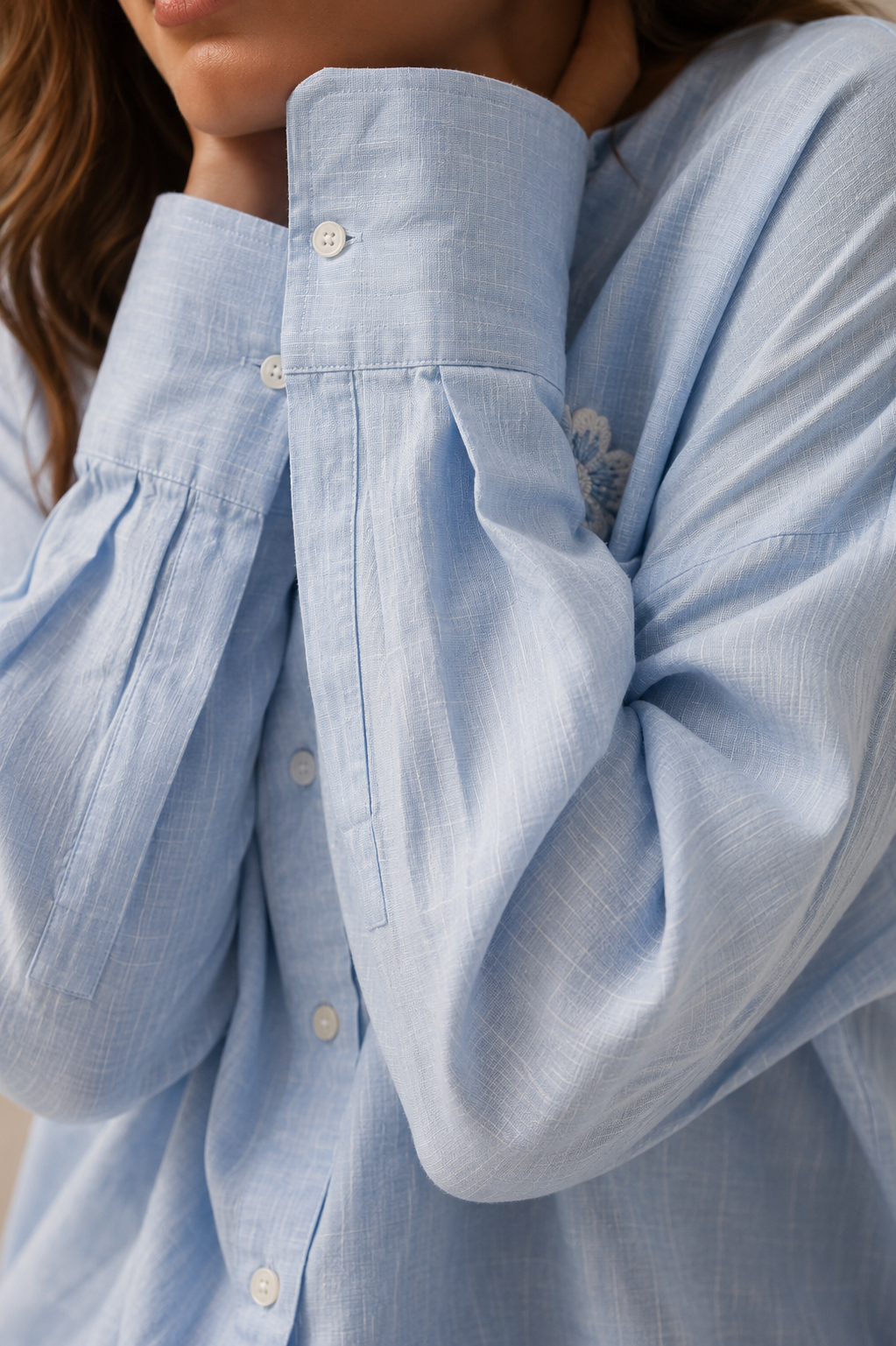 Amazing Sky Daisy Pocket Linen Shirt worn by a model. Buy the best clothes from Thirtieth .in