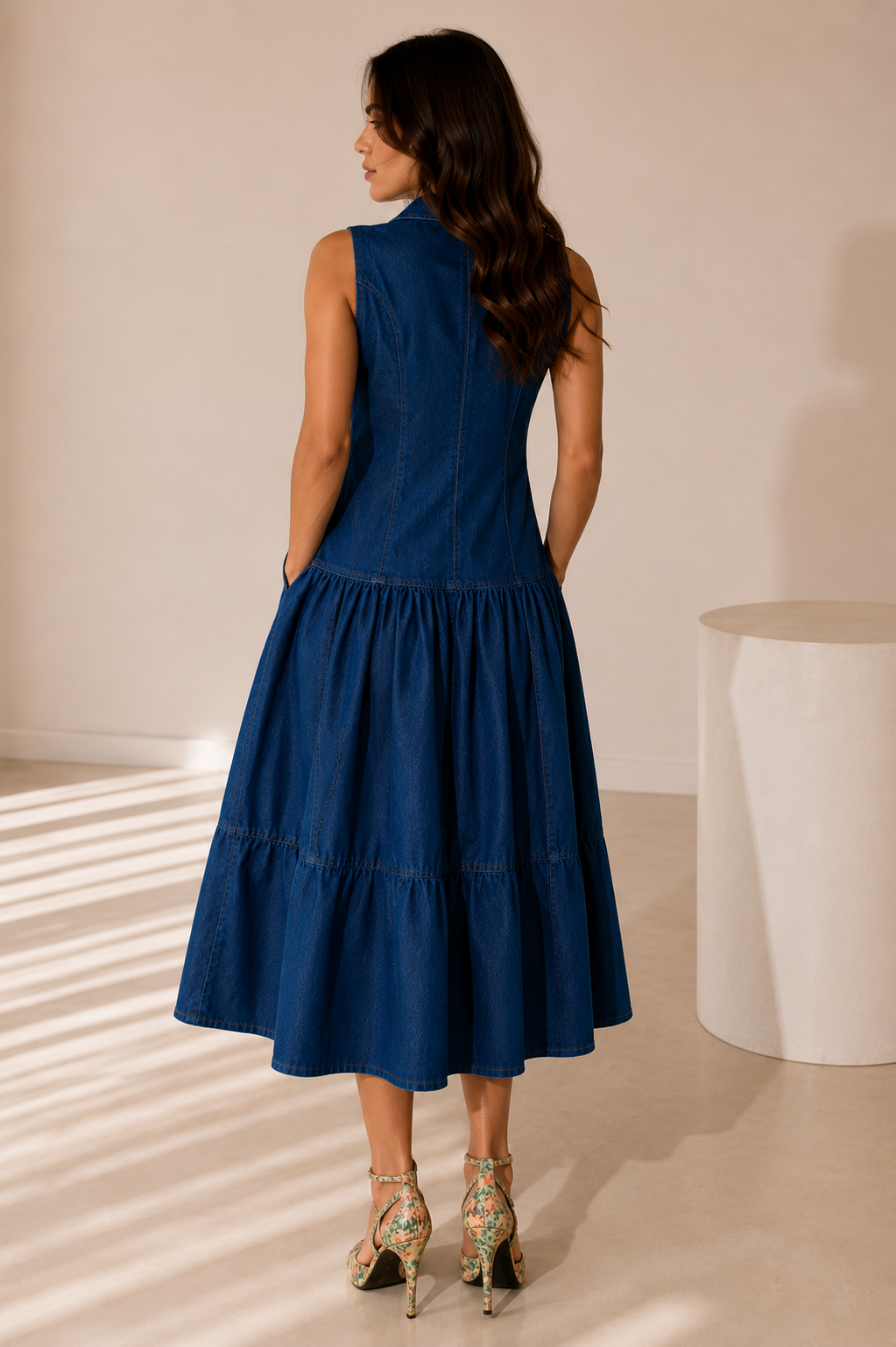 Amazing The Mlue worn by a model. Buy the best clothes from Thirtieth .in